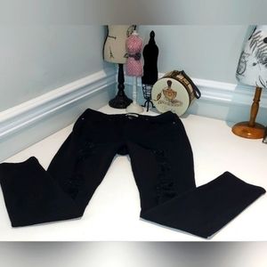 Good American Bkack Distressed/Destroyed Good Leg Jeans Pre-owned